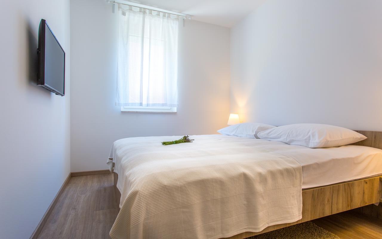 Apartments Viktorija 2 巴斯卡 外观 照片
