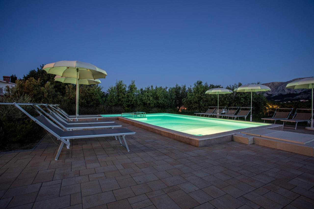 Apartments Viktorija 2 巴斯卡 外观 照片